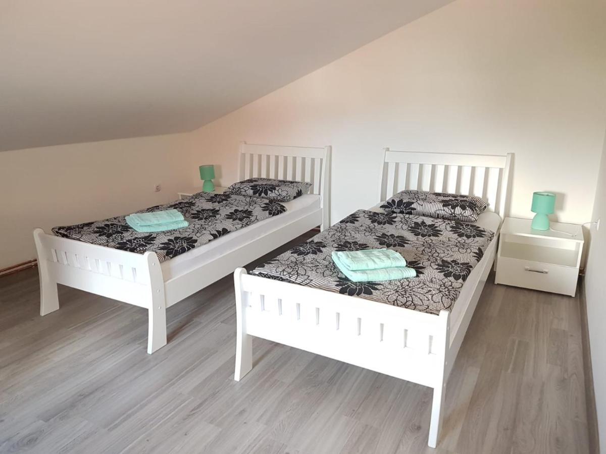 Apartmani Brigita Korenica Dış mekan fotoğraf