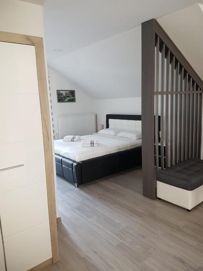 Apartmani Brigita Korenica Dış mekan fotoğraf