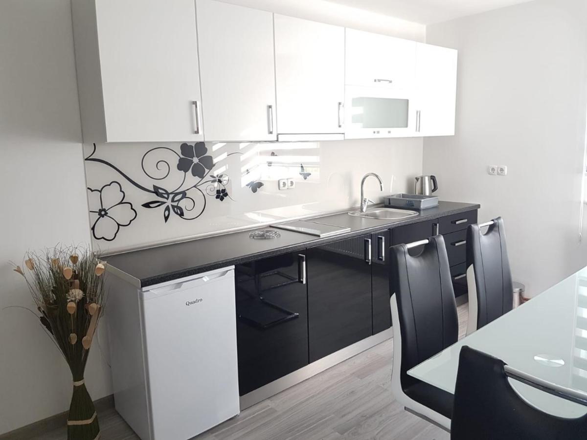 Apartmani Brigita Korenica Dış mekan fotoğraf