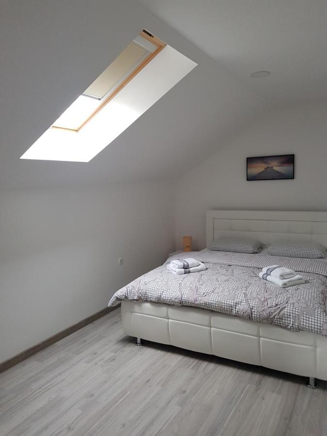 Apartmani Brigita Korenica Dış mekan fotoğraf